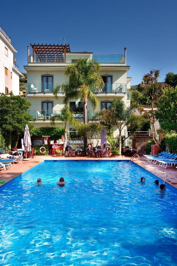 Sorrento Comfort House Con Piscina エクステリア 写真